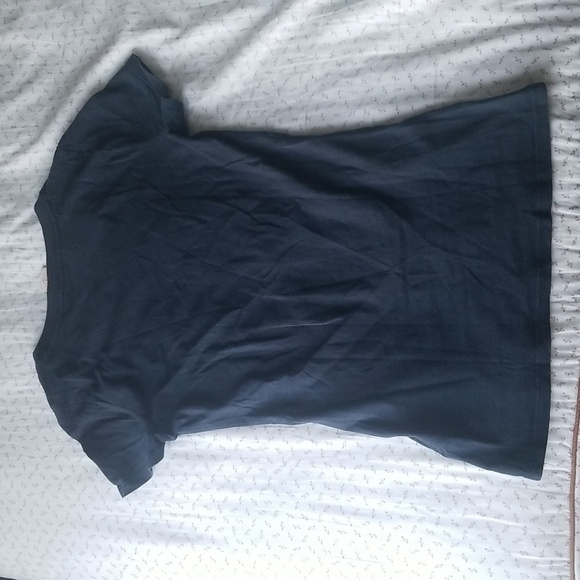 4/$20 Hollister S Navy Graphic Tee - Picture 2 of 7